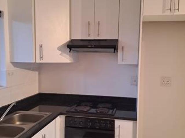 2 Bedroom Apartment in Sheffield Manor