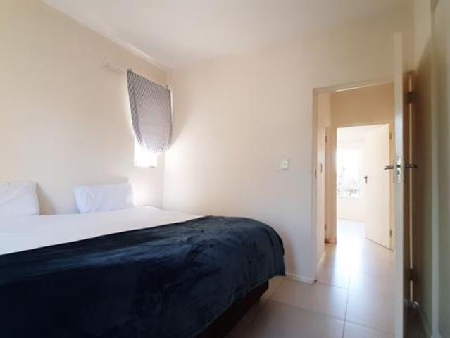 2 Bedroom Apartment in Sheffield Manor