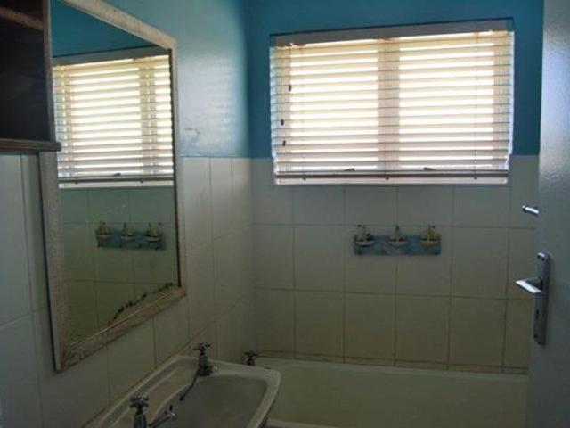 2 Bedroom Apartment in Shelly Beach