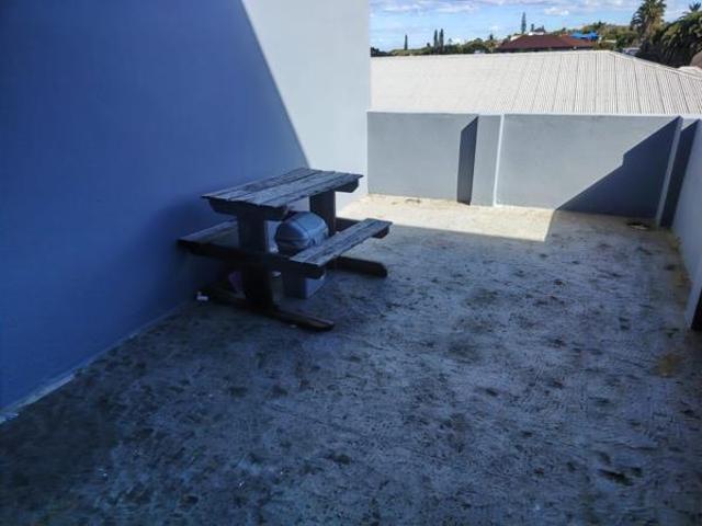2 Bedroom Apartment in Shelly Beach