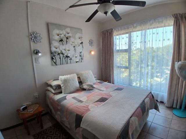 2 Bedroom Apartment in Shelly Beach