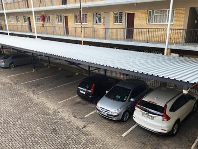 2 Bedroom Apartment in Sonheuwel