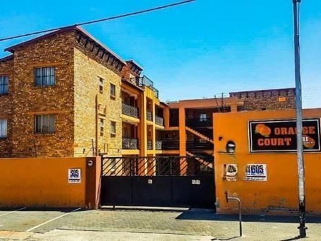 2 Bedroom Apartment in Turf Club