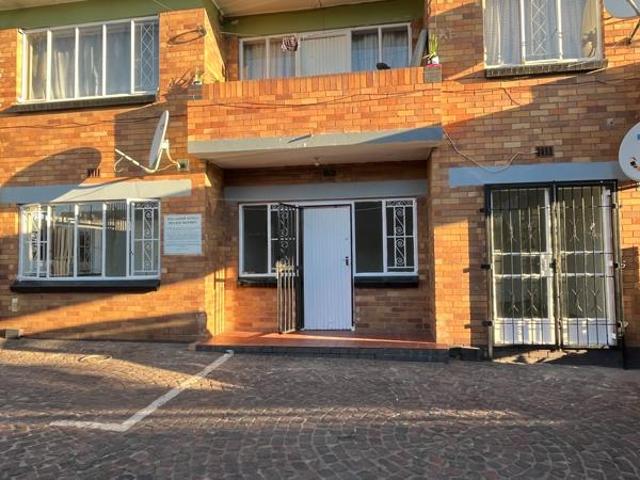 2 Bedroom Apartment in Turffontein