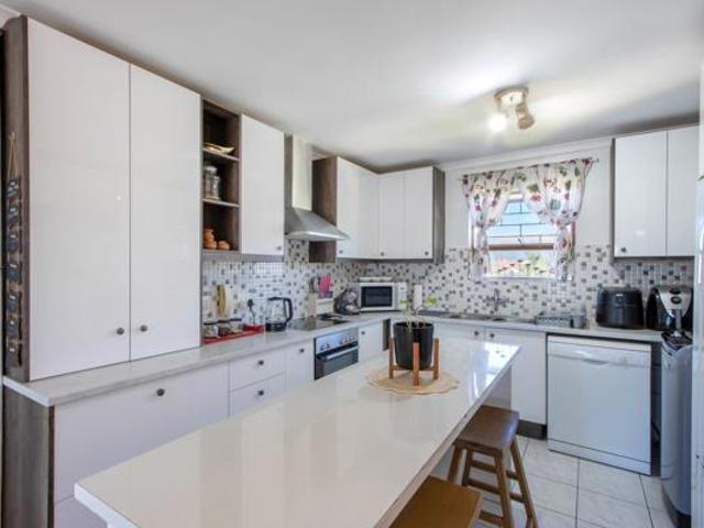 2 Bedroom Apartment in Twin Palms