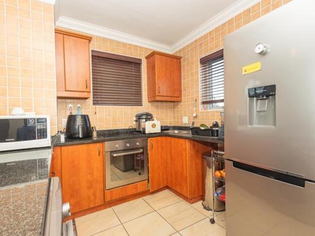 2 Bedroom Apartment in Tyger Valley