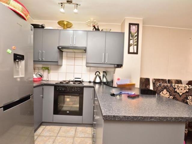 2 Bedroom Apartment in Tyger Valley