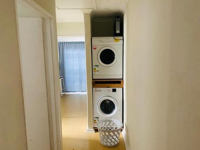 2 Bedroom Apartment in Table View