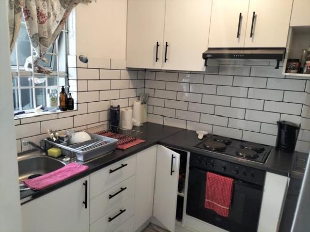2 Bedroom Apartment in Table View
