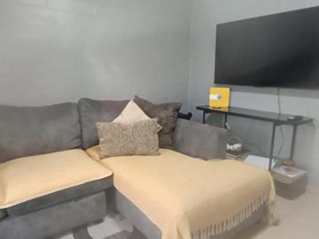 2 Bedroom Apartment in Table View