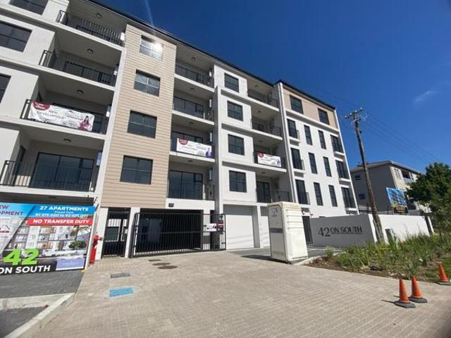 2 Bedroom Apartment in Table View