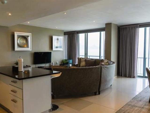 2 Bedroom Apartment in Table View