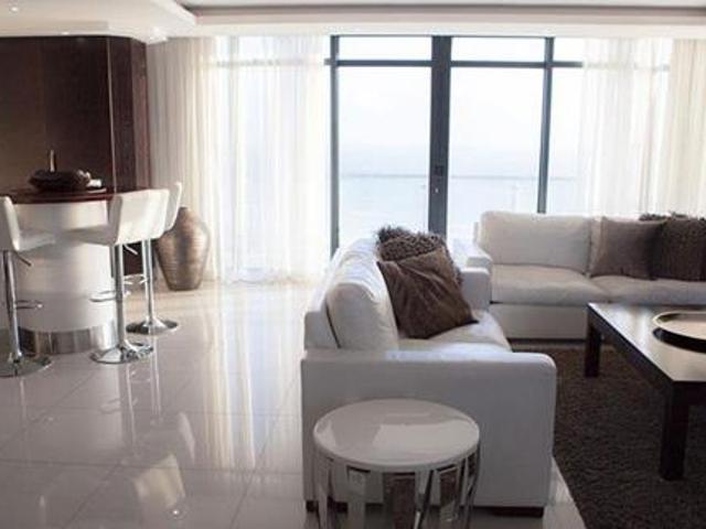 2 Bedroom Apartment in Table View