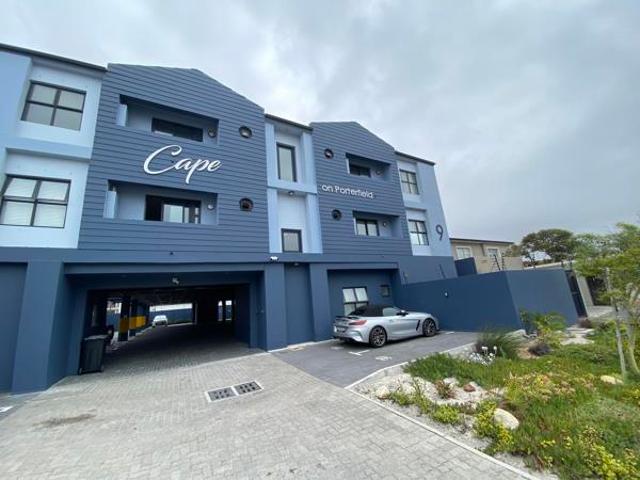 2 Bedroom Apartment in Table View