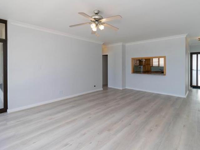 2 Bedroom Apartment in Table View