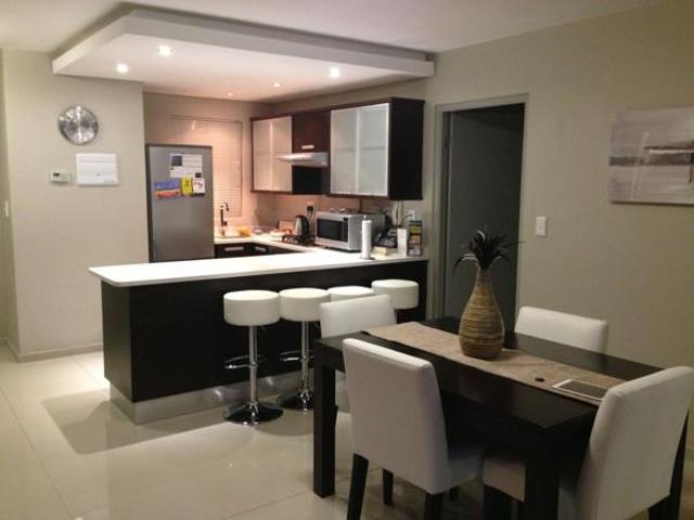2 Bedroom Apartment in Table View