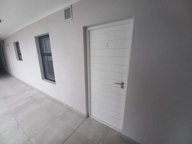 2 Bedroom Apartment in Table View