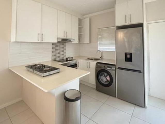 2 Bedroom Apartment in Table View