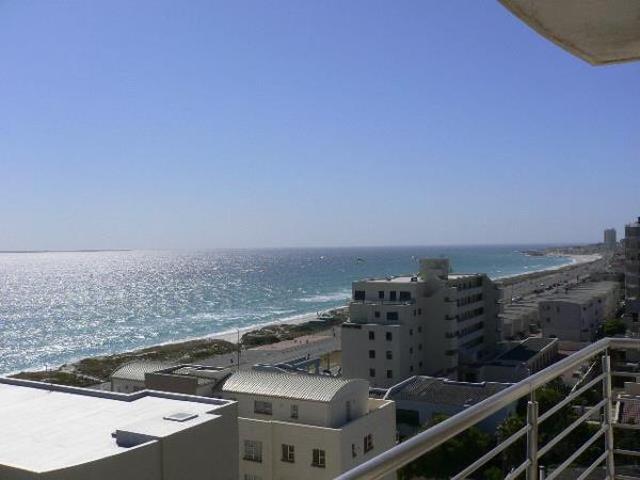 2 Bedroom Apartment in Table View