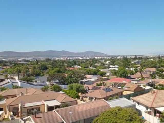 2 Bedroom Apartment in Table View