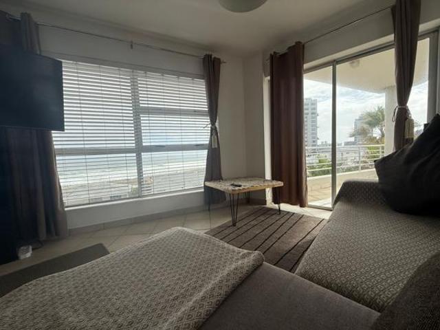 2 Bedroom Apartment in Table View
