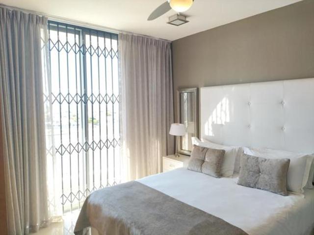 2 Bedroom Apartment in Table View