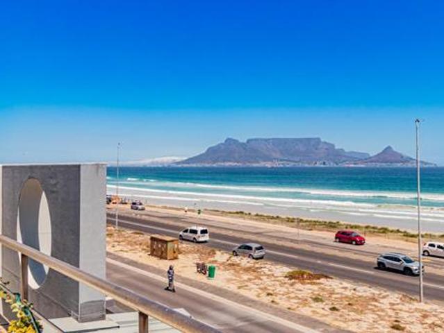 2 Bedroom Apartment in Table View