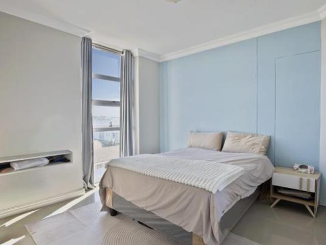 2 Bedroom Apartment in Table View