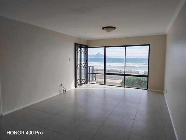 2 Bedroom Apartment in Table View