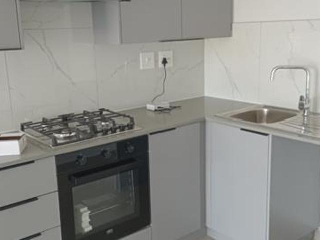 2 Bedroom Apartment in Table View