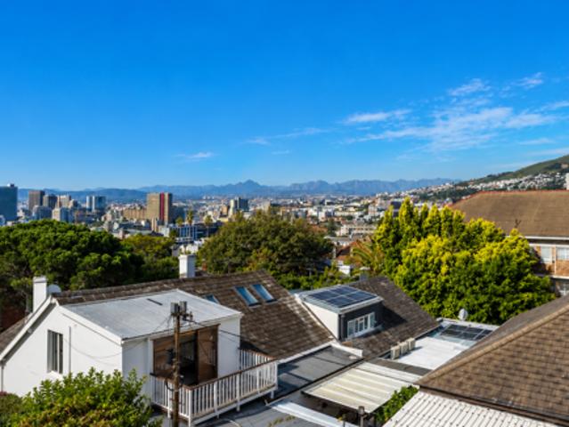 2 Bedroom Apartment in Tamboerskloof