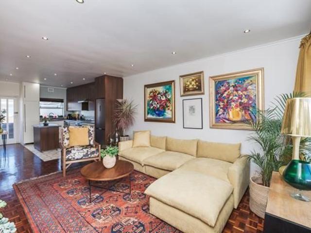 2 Bedroom Apartment in Tamboerskloof