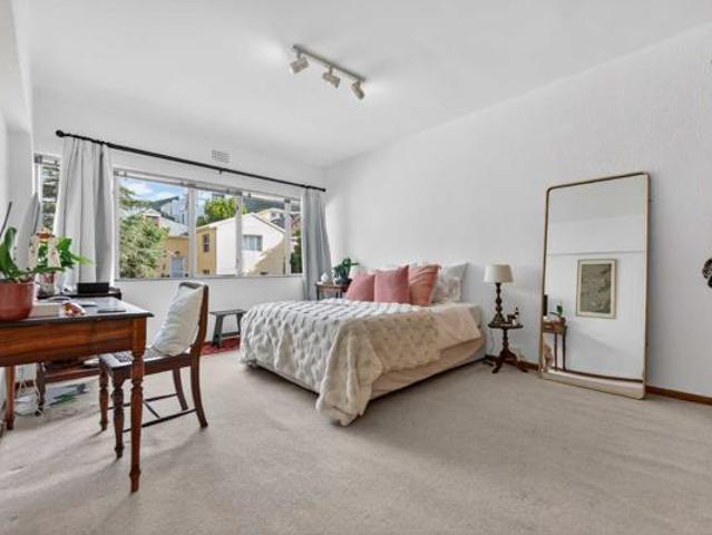 2 Bedroom Apartment in Tamboerskloof