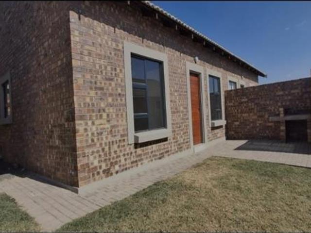 2 Bedroom Apartment in Terra Nova