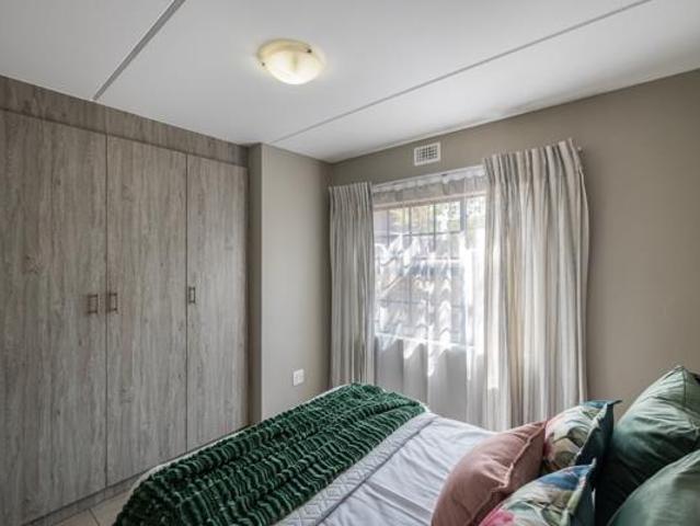 2 Bedroom Apartment in Thatchfield