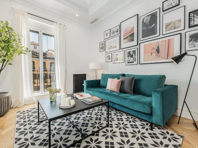 2 bedroom apartment in the heart of Las Letras with swimming pool