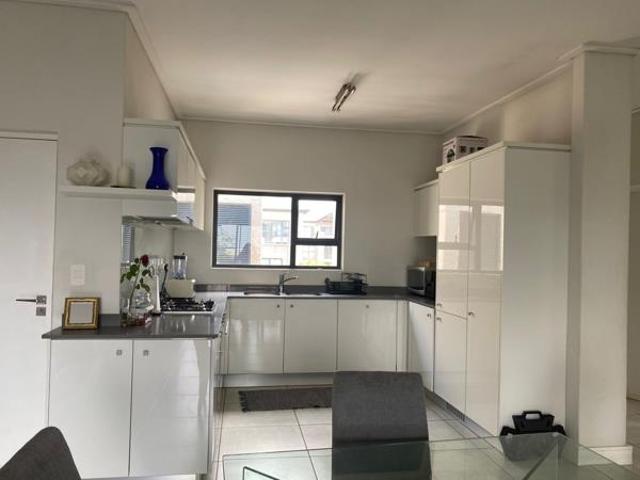 2 Bedroom Apartment in The Polofields