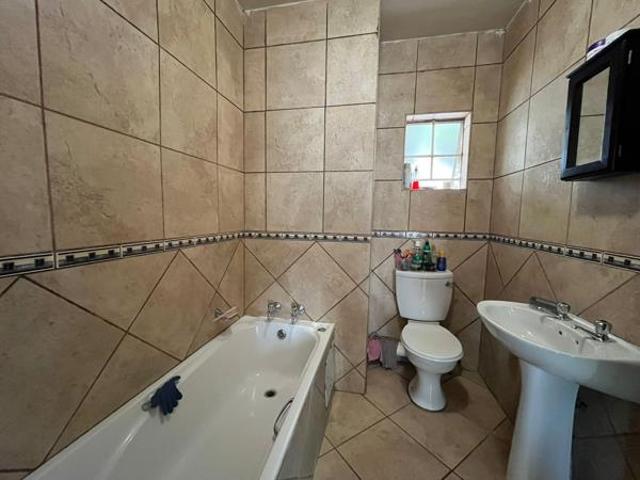 2 Bedroom Apartment in The Reeds