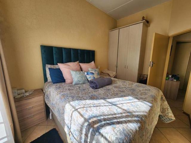2 Bedroom Apartment in The Reeds