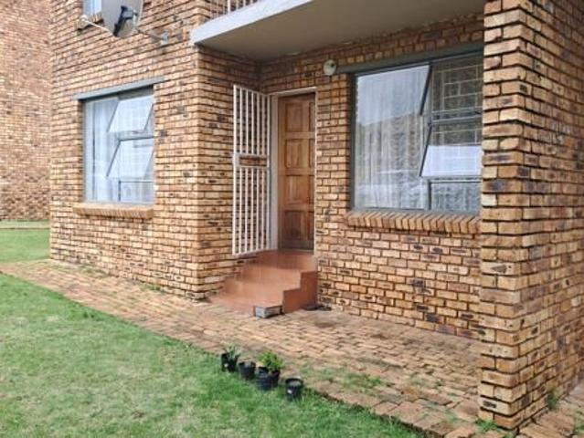 2 Bedroom Apartment in The Reeds