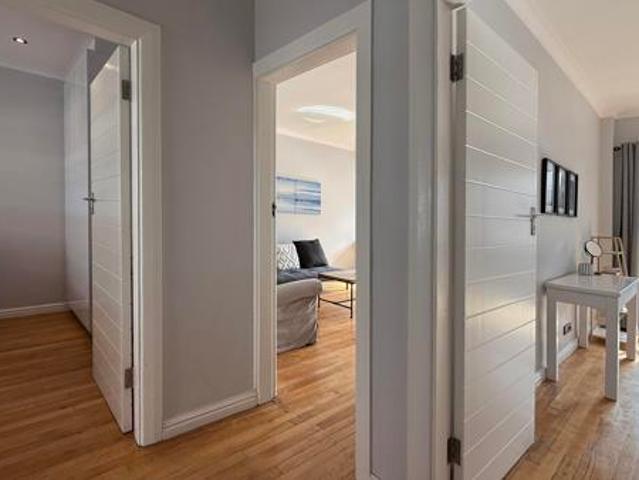 2 Bedroom Apartment in Three Anchor Bay