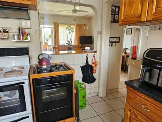 2 Bedroom Apartment in Three Rivers North