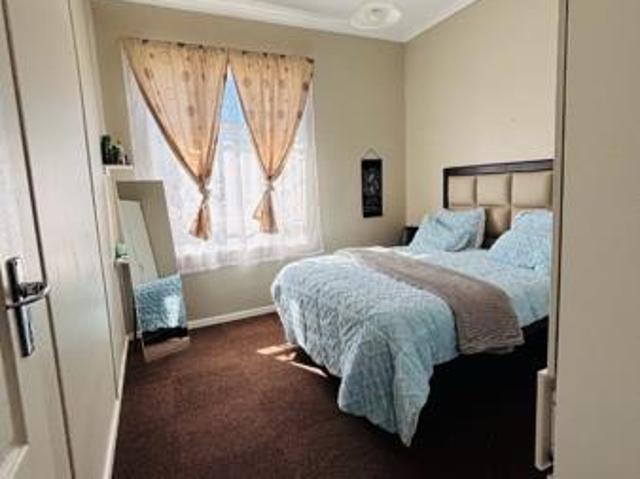 2 Bedroom Apartment in Top Town