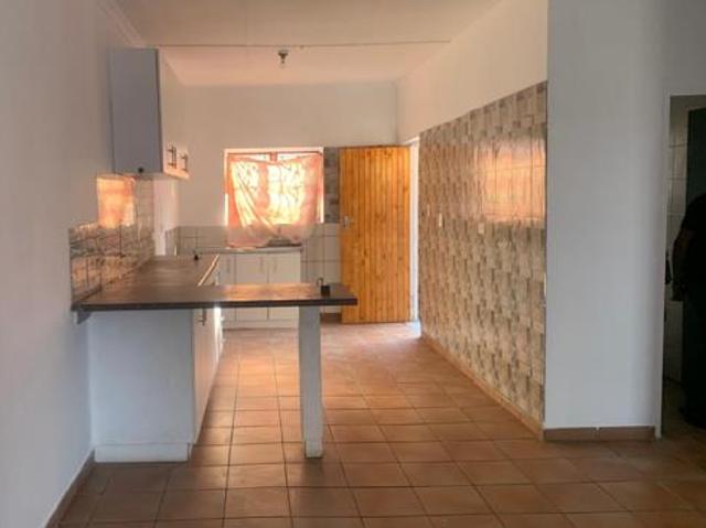 2 Bedroom Apartment in Townview