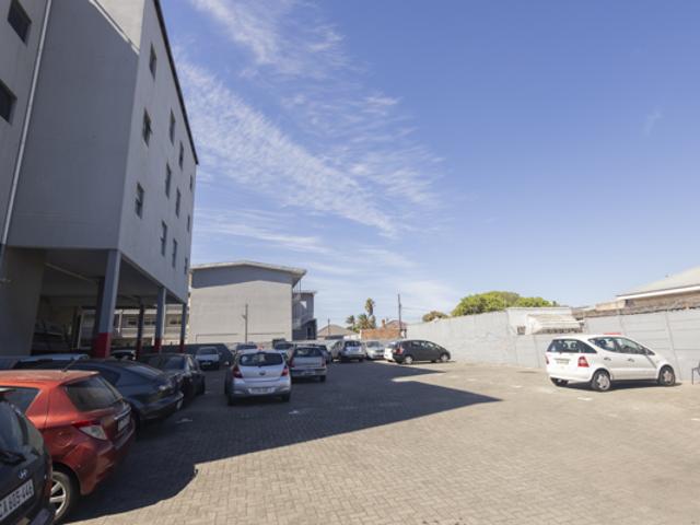 2 Bedroom Apartment in Townsend Estate