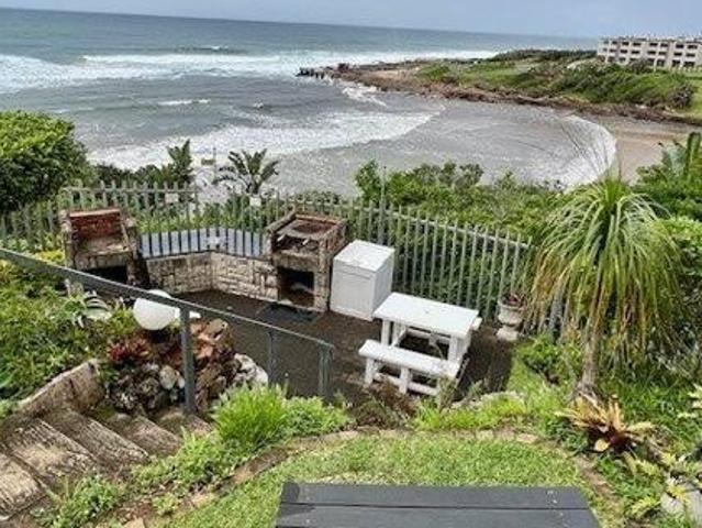 2 Bedroom Apartment in Uvongo