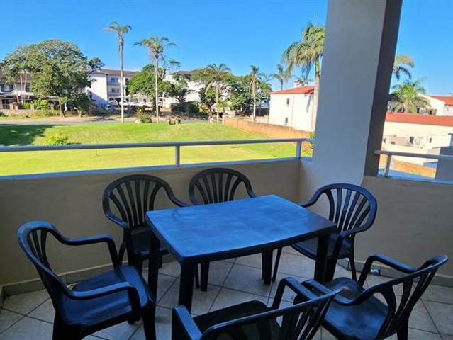 2 Bedroom Apartment in Uvongo