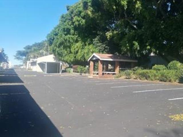2 Bedroom Apartment in Uvongo