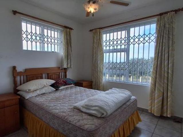 2 Bedroom Apartment in Uvongo