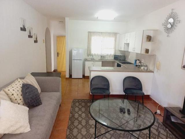 2 Bedroom Apartment in Uvongo